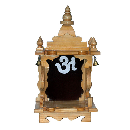 लकड़ी का पूजा मंदिर