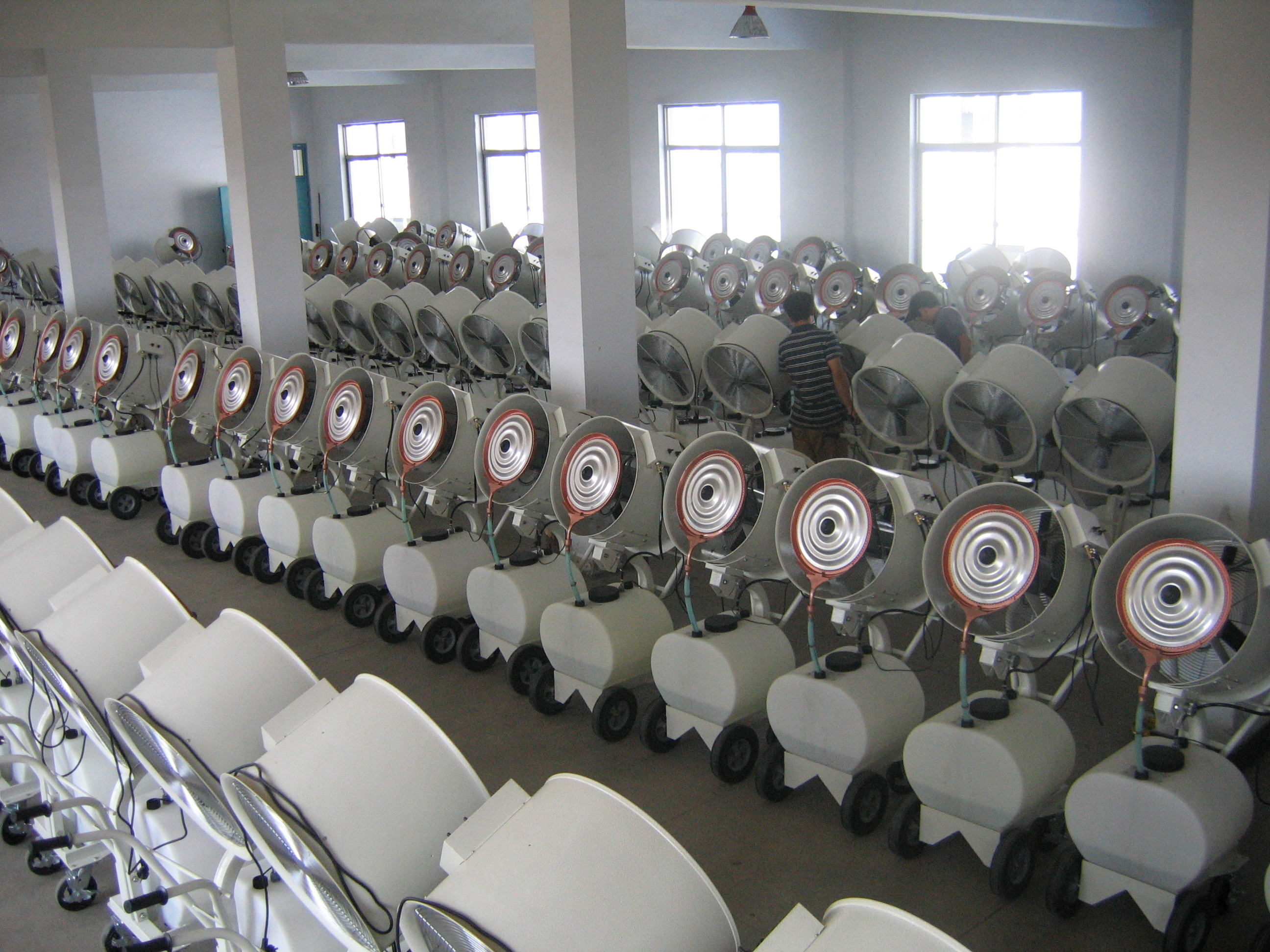 White Rh-9001-a Air Humidifier