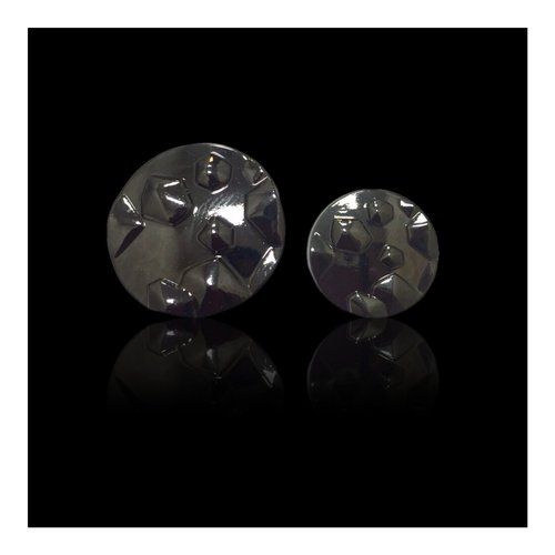 ब्लैक गन मेटल बटन