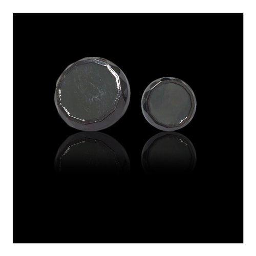 ब्लैक गन मेटल बटन