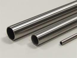 Stainless Steel 304 Welded Pipes - Round Shape, Welding Connection | For Oil and Gas Pipe Applications