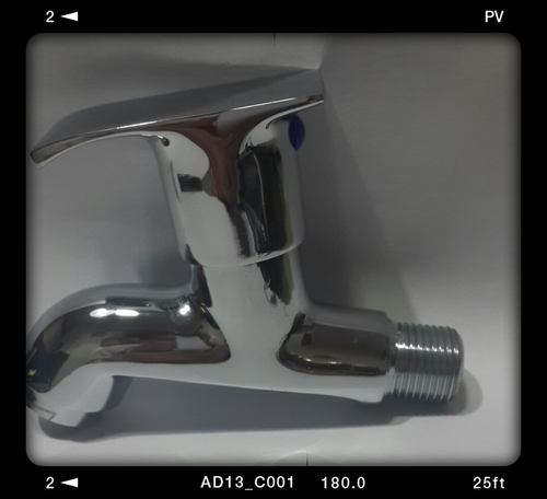 ब्रास बिब कॉक