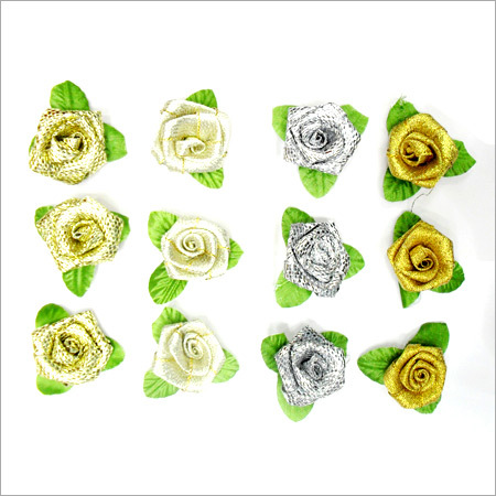 हाथ से बना ज़री फूल