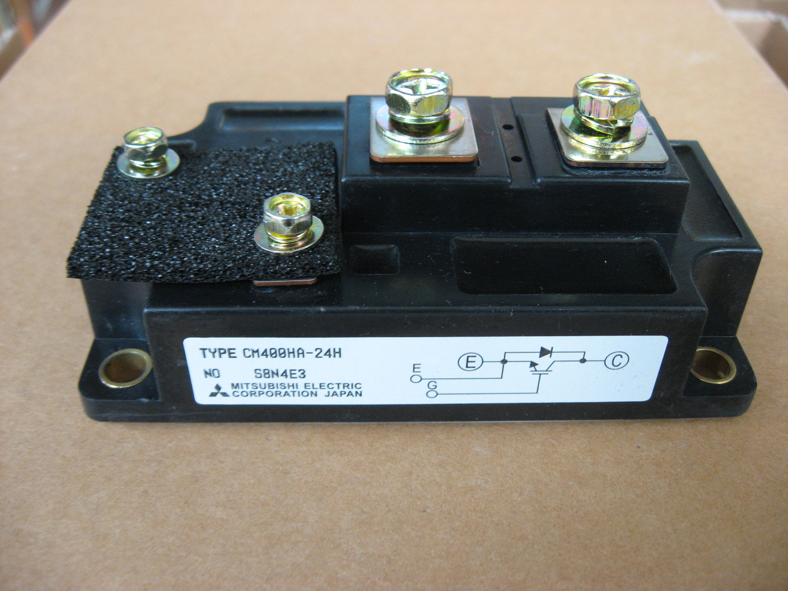 Black Igbt Mitsubishi Module Cm400dy1-12e