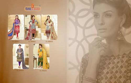 करिश्मा सूट्स