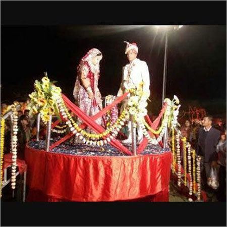हाइड्रोलिक रिवॉल्विंग स्टेज