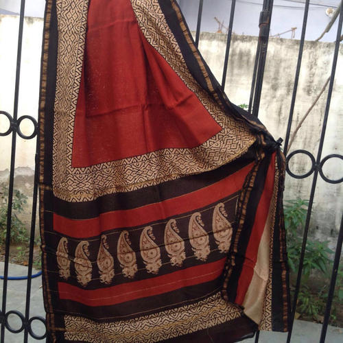 हैंड प्रिंटेड चंदेरी साड़ी