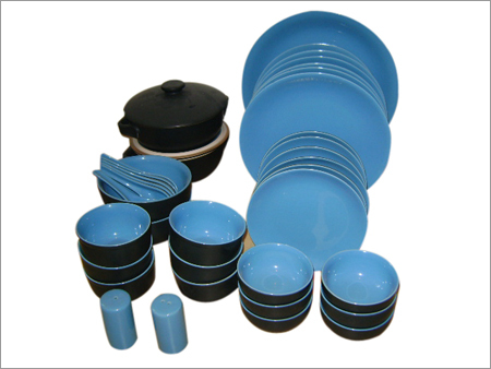 डिनर सेट