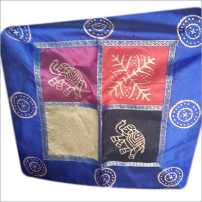 सिल्क कुशन कवर