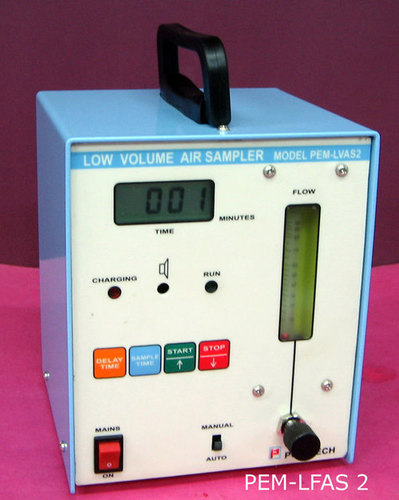 कम प्रवाह एयर सैंपलर