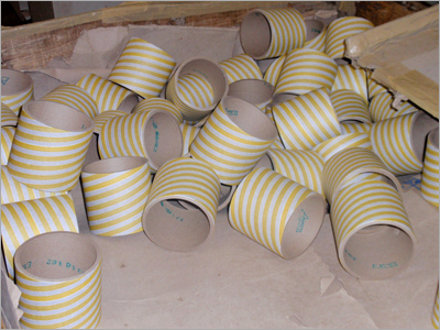 पेपर कंटेनर