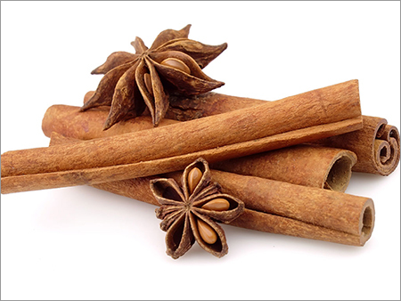 दारचीनी (Cinnamomum Cassia)