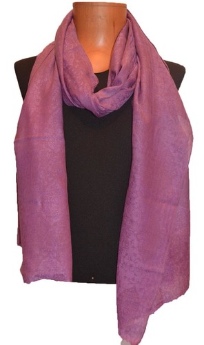 कोई भी सेमी पश्मीना जैक्वार्ड स्टोल