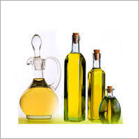 Herbal Massage Oil - Herbal Extracts, Glass Bottles, Yellow | Calming Effect, Stress Relief, Pain Relief, Skin Hydration, Easy Absorption