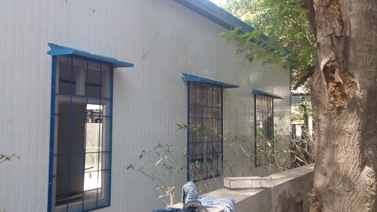 Prefabricated Classroom Roof Material: Metal Sheet