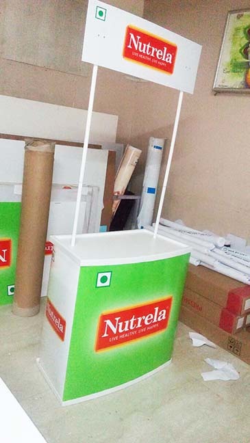 Promo Table Without Umbrella Application: Outdoor