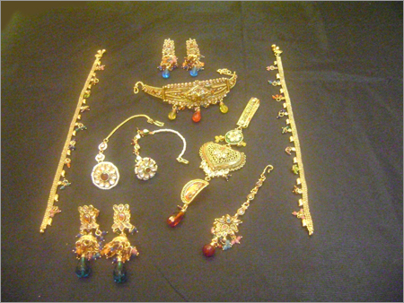 पोल्की सेट्स