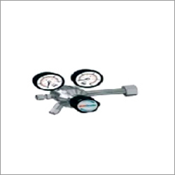 पीतल नियामक