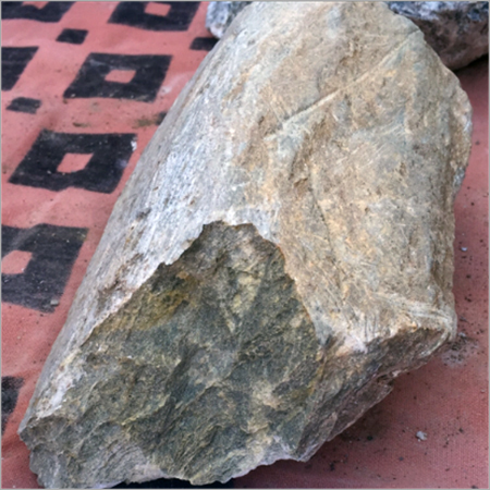 पीला पेपर स्टोन लंप