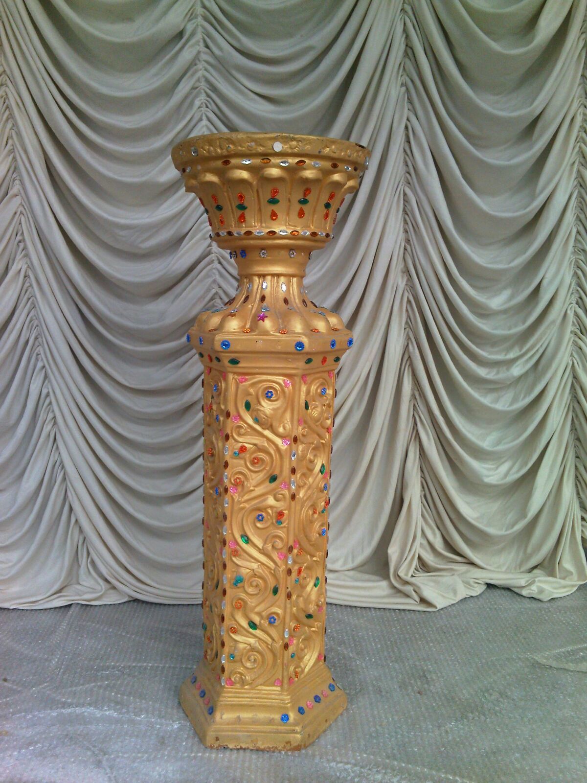Wedding Fiber Pillars