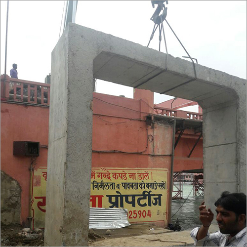 टेलीस्कोपिक क्रॉलर क्रेन रेंटल सेवाएँ