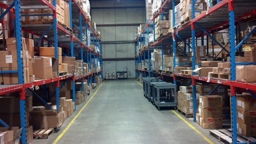 Warehouse Pallet Racking - Steel, Heavy Duty Double Sided Shelving | 1500-2000 Kg/day Capacity, Red and Blue Finish, Powder Coated Surface