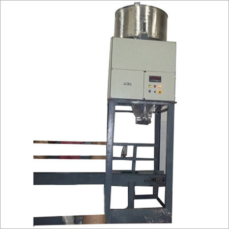 Bag Filling Machine With Stitching And Conveying - Capacity: 5 To 50 Kg/Hr
