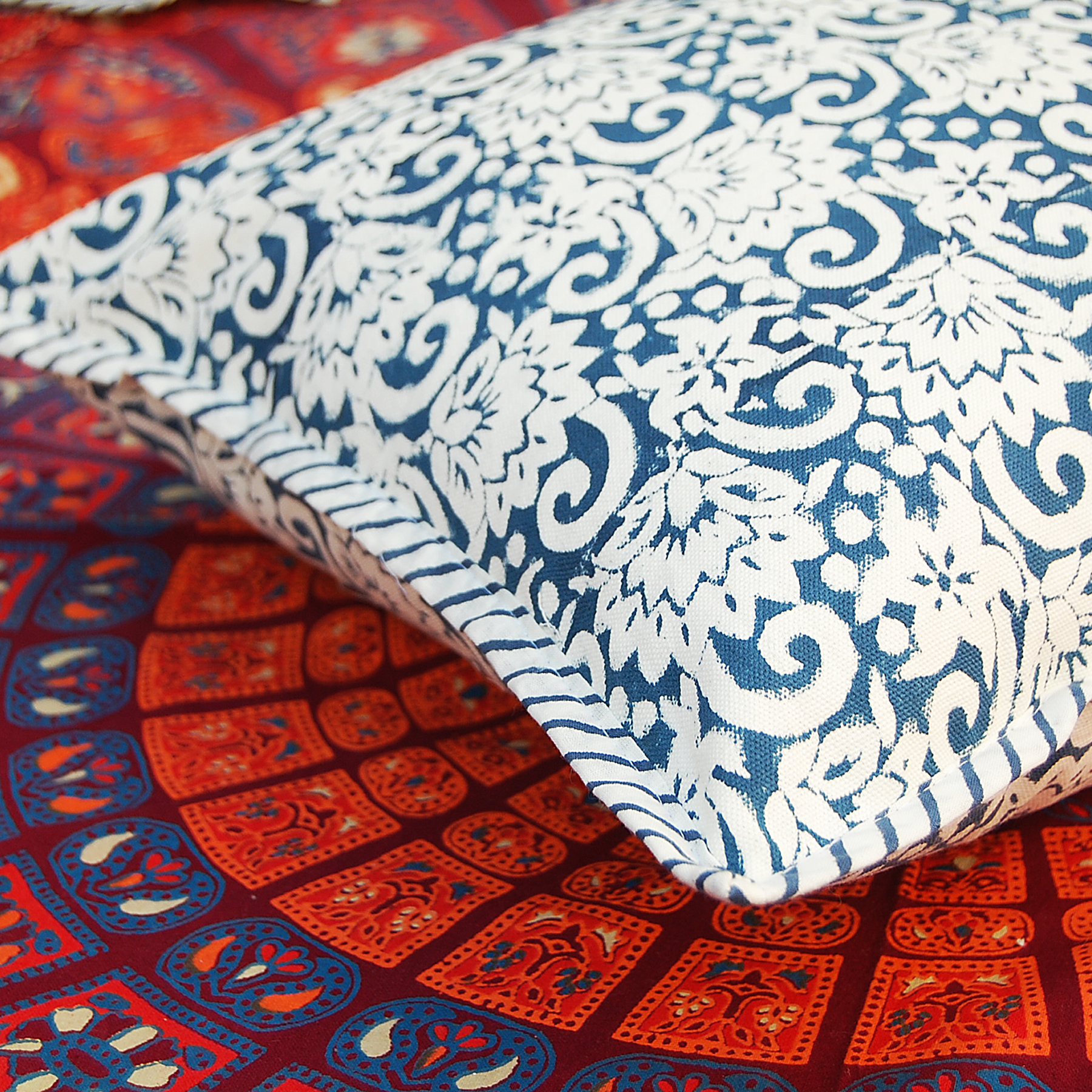 Hand Block Cushion Cover - 100% Cotton, 406.4x406.4mm | Lightweight, Ethnic Style, Customizable Colors & Designs