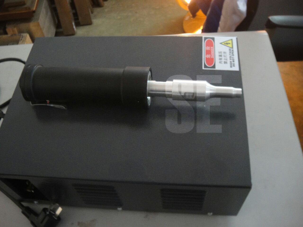 Ultrasonic Hand Welder - Metal, 1000 Watt, 40 Khz | Adjustable Welding Time, Overload Protection, Real-time Frequency Tracking