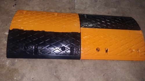 सेफ्टी स्पीड रिटार्डर का आकार: 200 X 355 X 510 मिमी