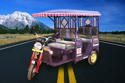 Battery Operated Electric Rickshaw