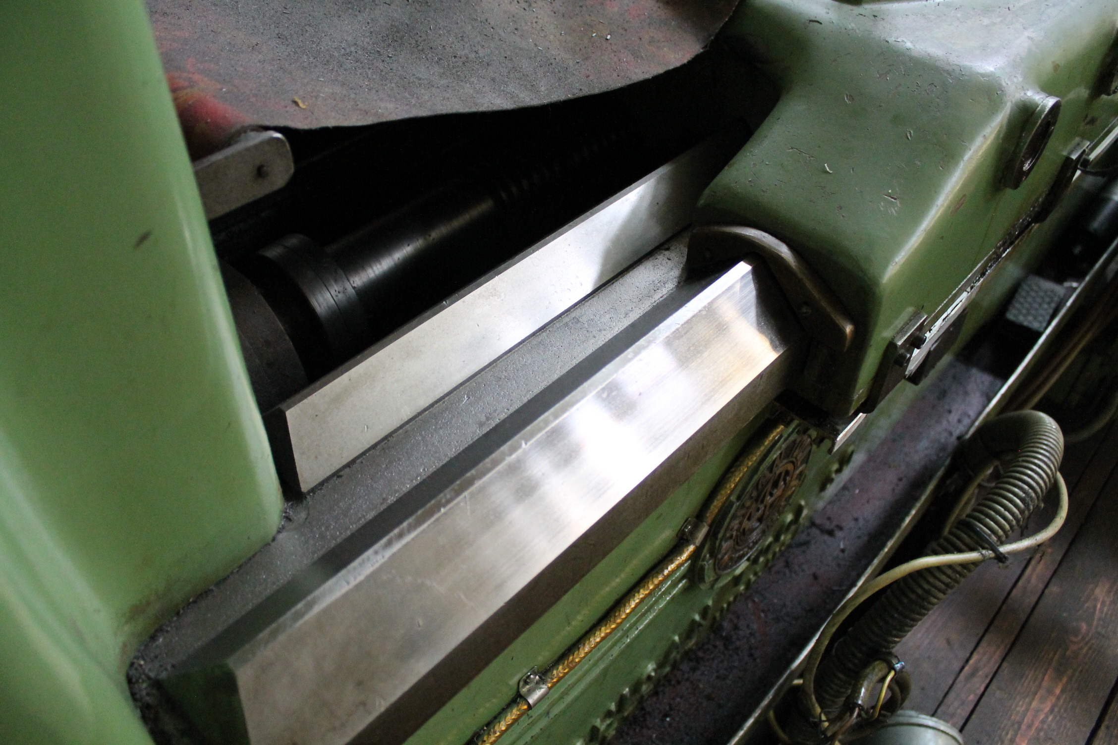 Gear Relieving Machine