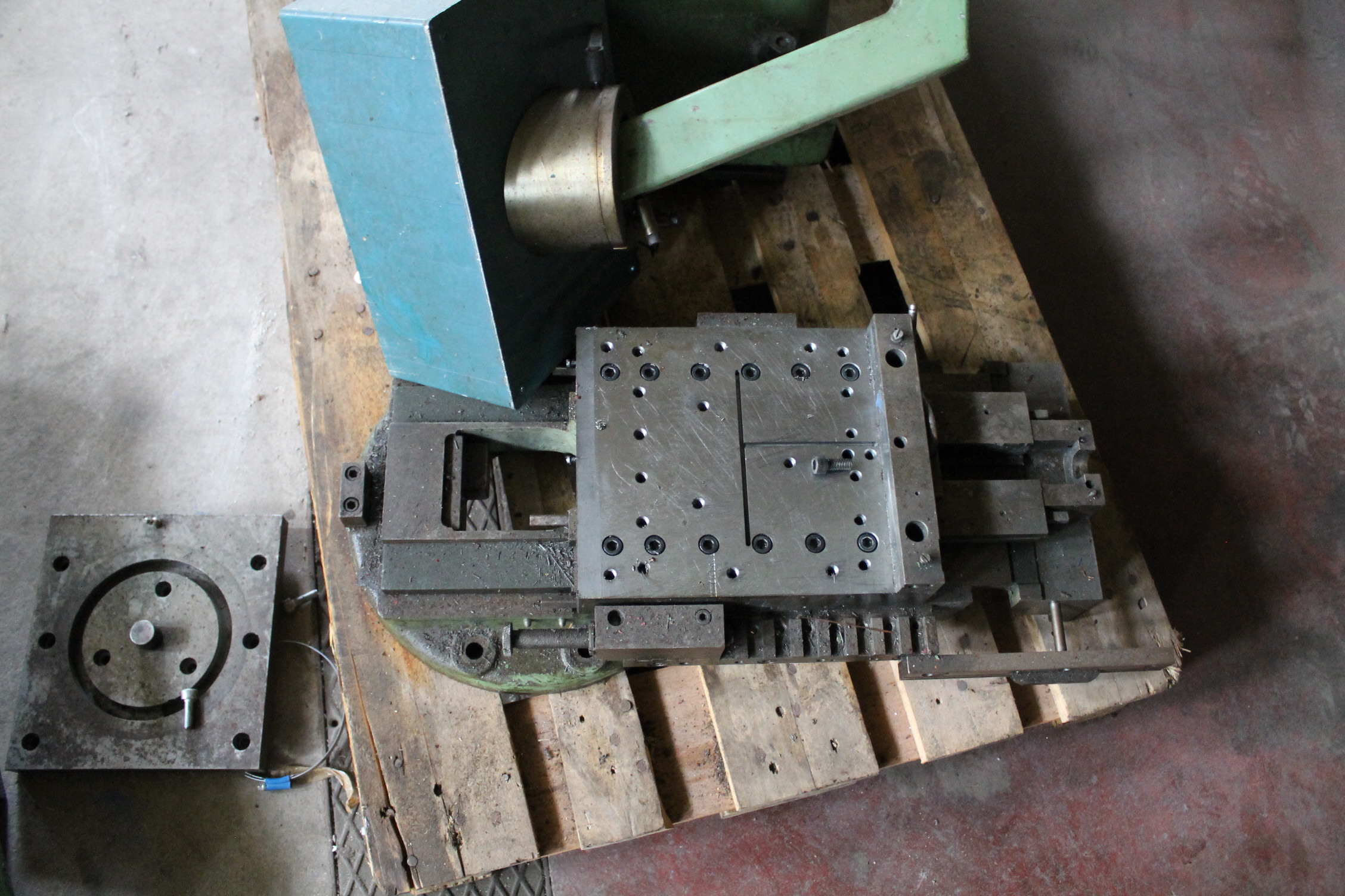 Gear Relieving Machine