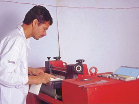 फेल्ट प्रिसिजन फैसिलिटी