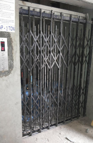 Freight Elevators - Iron Material, Up To 5 Ton Load Capacity | Vvvf Drive Type, Safety Devices Including Overload Holding Stop And Safety Sensor