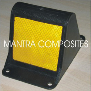 Median Marker - Durable Plastic, 12 inches Long , Lightweight and Portable Option for Precise Marking
