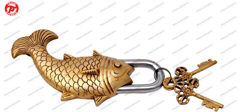 Golden Designer Key Fish Shape