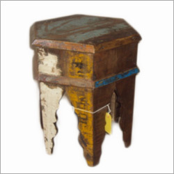 लकड़ी की Stool