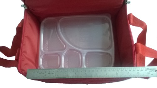 इन्सुलेटेड फूड डिलीवरी बैग्स