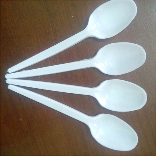 फेंकने योग्य सफेद चम्मच