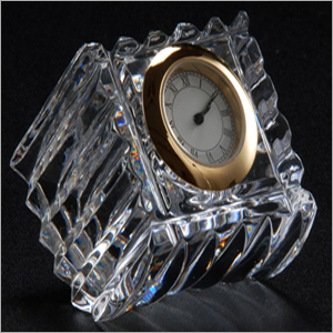 क्रिस्टल घड़ी सी - सॉ