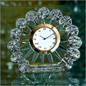 क्रिस्टल घड़ी बिगफ्लॉवर