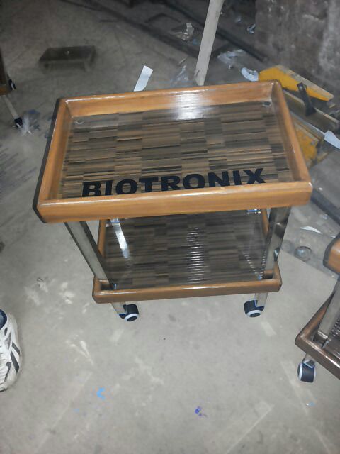 3 Steps Trolley - Stainless Steel With Wooden Platform | Portable Design, Manual Power Source, Ideal For Physiotherapy Treatment