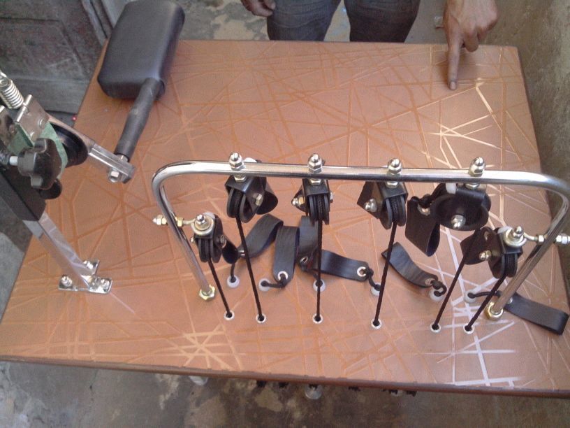 Hand Exercise Table - Steel Frame With Laminated Top, Six Pulleys For Comprehensive Rehabilitation And Physiotherapy, Portable And Recyclable Training For All Age Groups