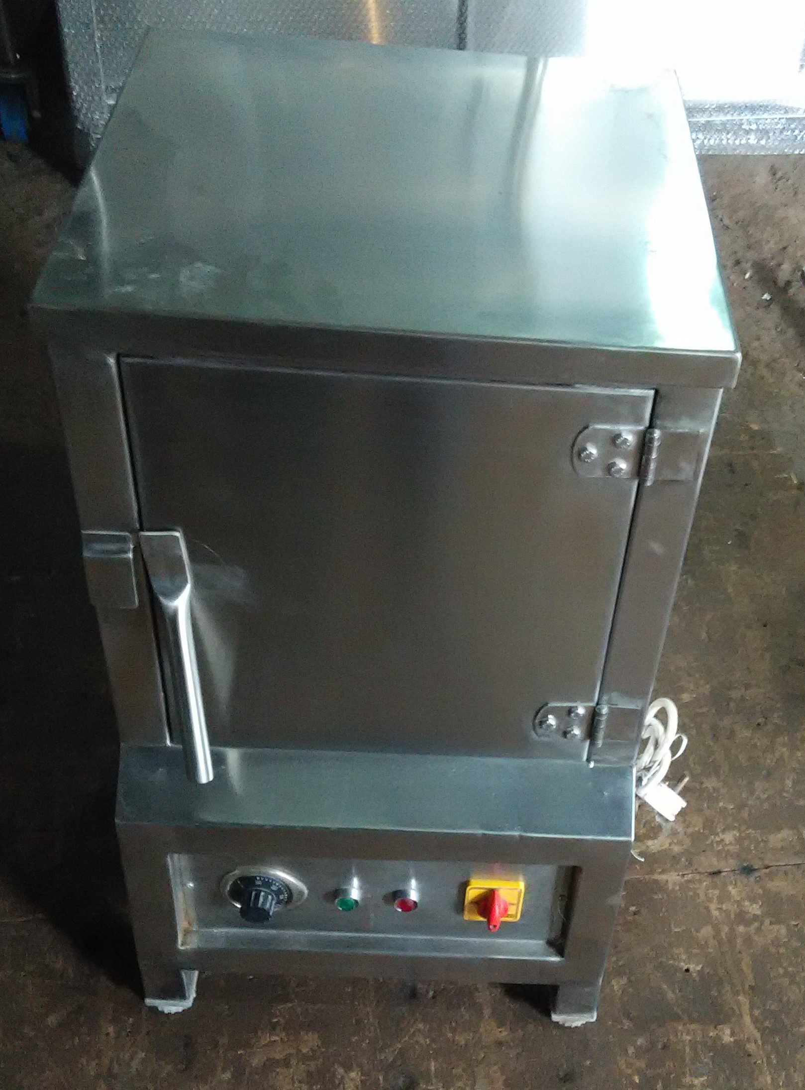 Idli Steamer Application: Cooking