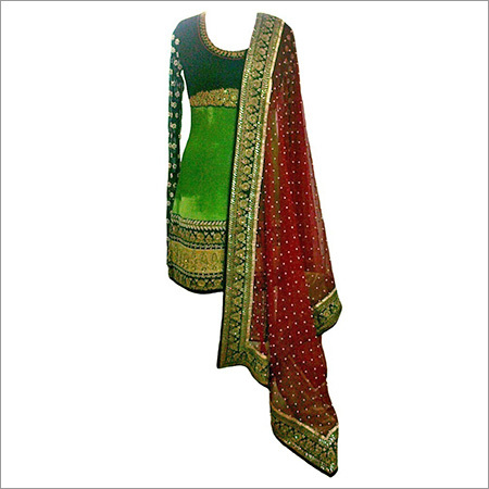 डिज़ाइनर सूट