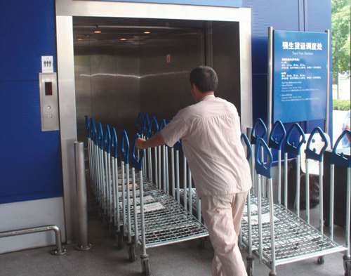 फ्रेट/कार्गो एलीवेटर