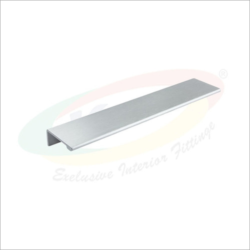 Aluminium Profile - Polished Metal Finish, Rectangle Size | Versatile Aluminum, Carbon, Iron, Steel, and Zinc Alloy Composition