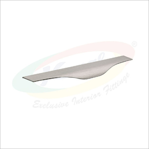 Aluminium Profile - Polished Finish, Alloy & Aluminum Material, Rectangular Shape | Versatile Metal Options Including Stainless Steel and Zinc Alloy