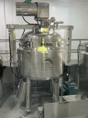 Ointment Manufacturing Vessel - Capacity: 100 Kg To 1 Ton Kg/Day
